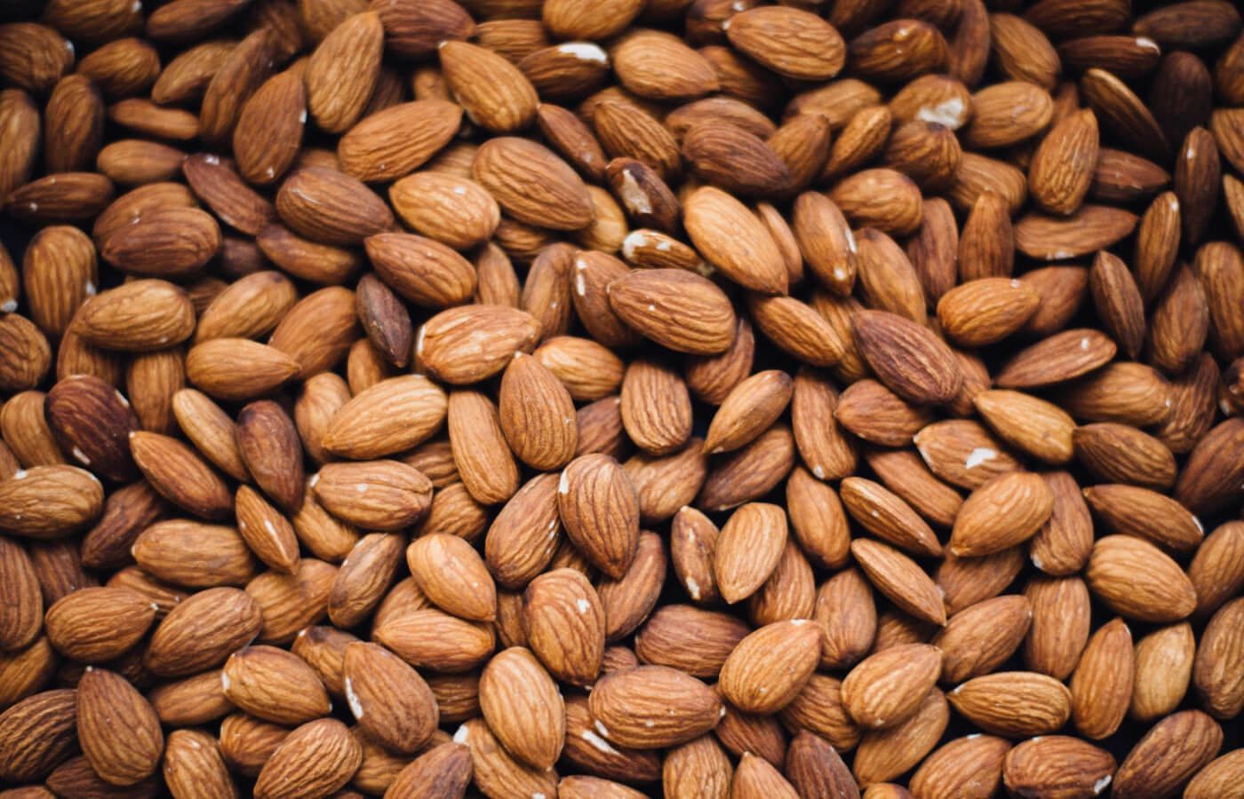 pile of fiber-rich almonds